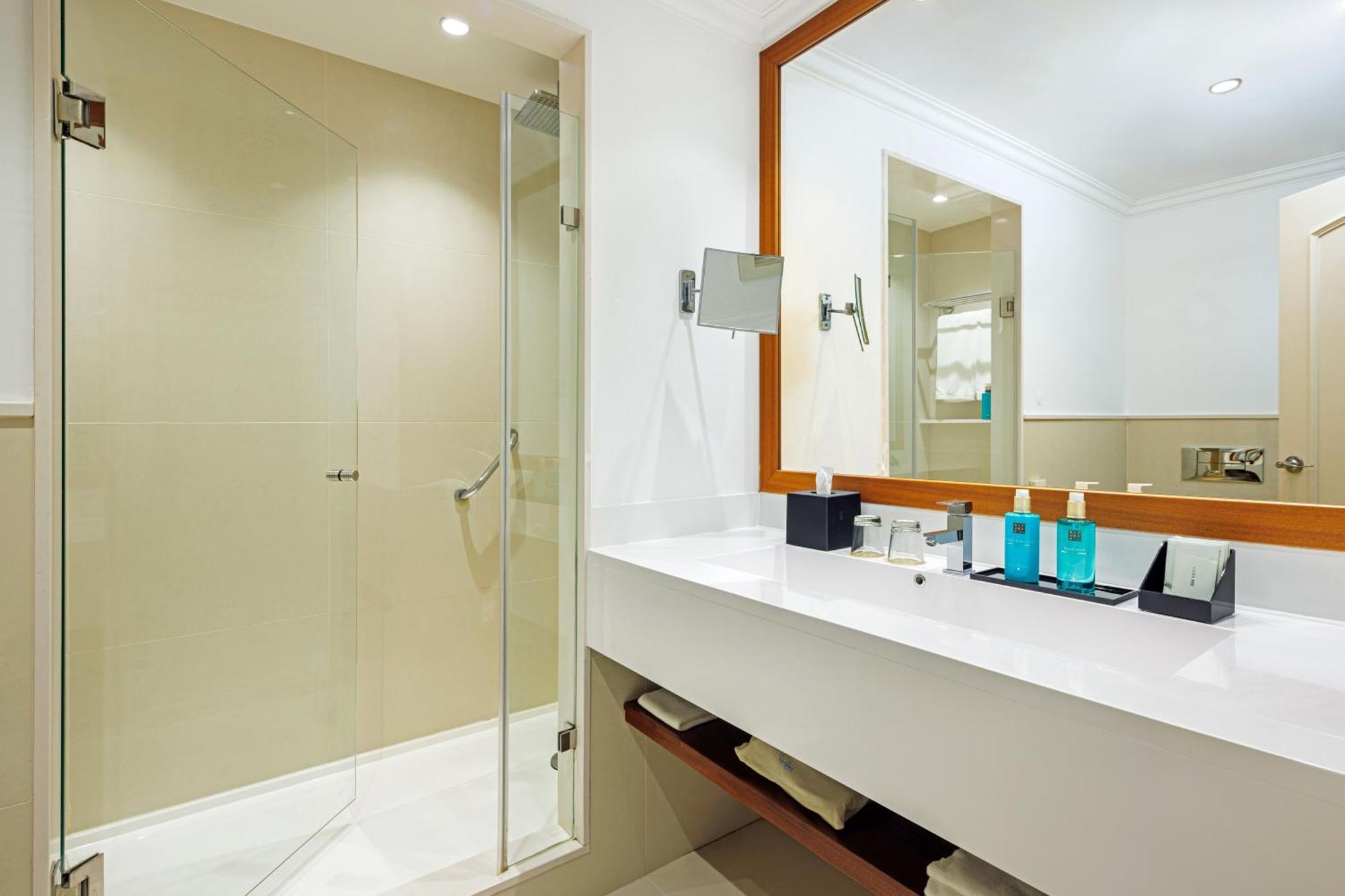 Quarto Duplo ou Twin com Vista Mar Lateral